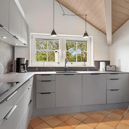 5 Bedroom Lovely In Сasa de vacaciones